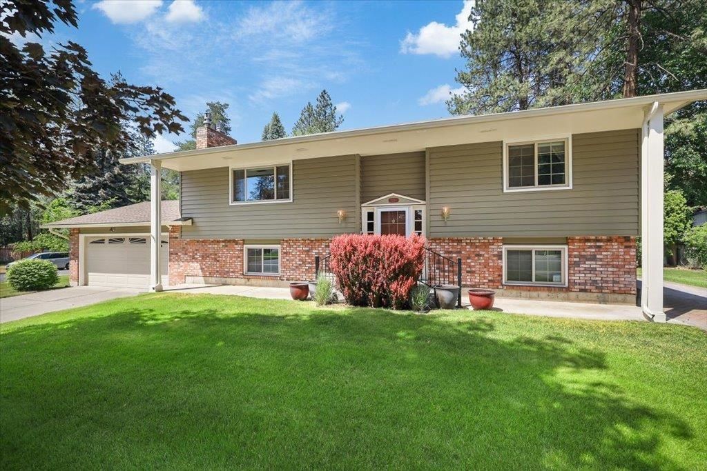5224 W Pacific Park Dr, Spokane, WA 99208