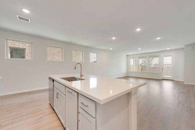 1112 Redcoat Drive, Forney, TX 75126