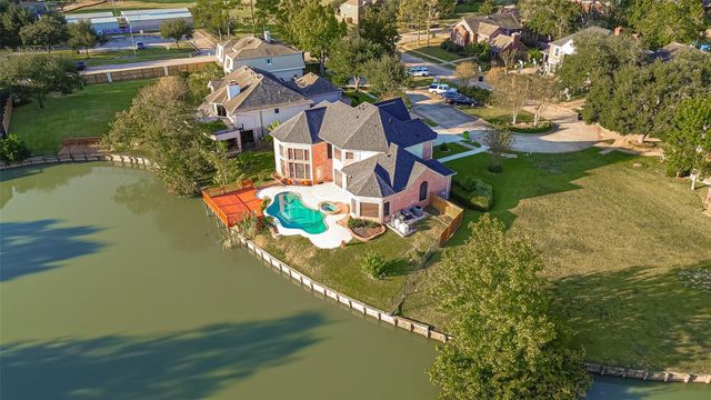 2707 Pond Brook Pl, Missouri City, TX 77459