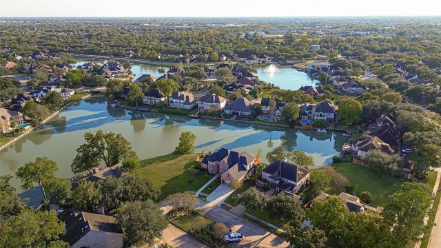 2707 Pond Brook Pl, Missouri City, TX 77459