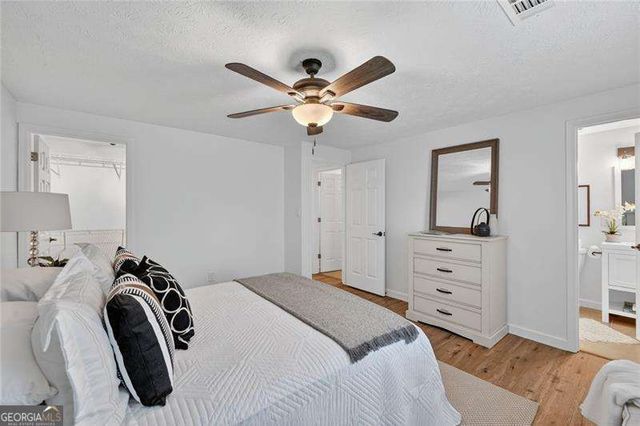 10375 Worthington Hills Manor, Roswell, GA 30076