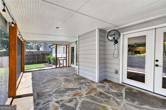 10375 Worthington Hills Manor, Roswell, GA 30076