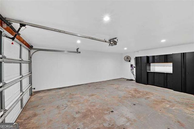 10375 Worthington Hills Manor, Roswell, GA 30076
