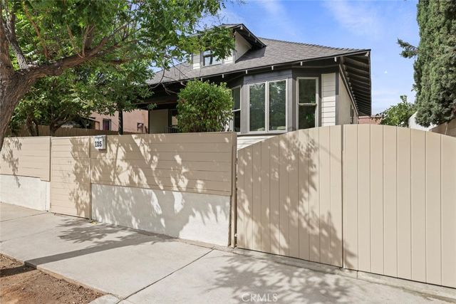 125 S Avenue 60, Los Angeles, CA 90042