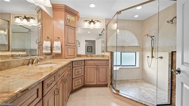 577 Beachwalk CIR R202, Naples, FL 34108