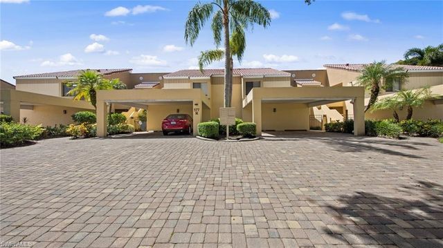 577 Beachwalk CIR R202, Naples, FL 34108
