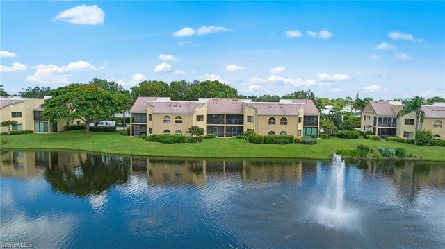 577 Beachwalk CIR R202, Naples, FL 34108