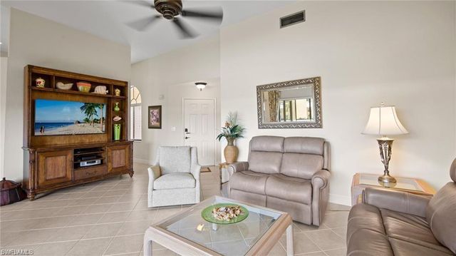 577 Beachwalk CIR R202, Naples, FL 34108
