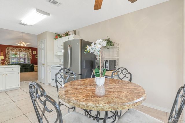 6544 Eagle Crest Dr, Milton, FL 32570