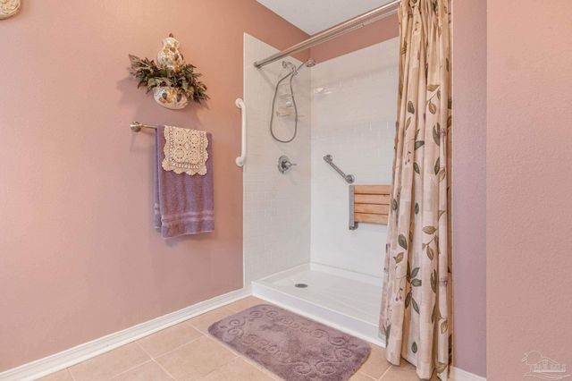 6544 Eagle Crest Dr, Milton, FL 32570