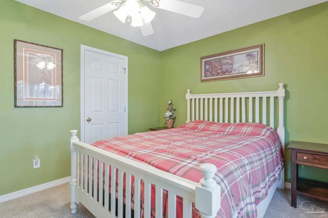 6544 Eagle Crest Dr, Milton, FL 32570