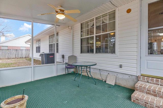 6544 Eagle Crest Dr, Milton, FL 32570