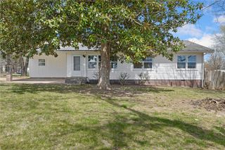 197 Creekview Road, Harrison, AR 72601