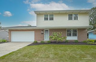 1713 Oak Street, St. Charles, IL 60174