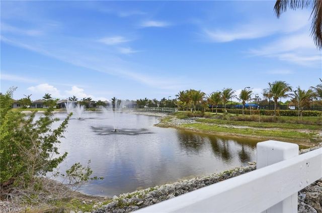 28347 Captiva Shell LOOP, Bonita Springs, FL 34135