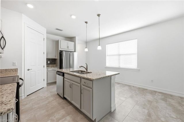 28347 Captiva Shell LOOP, Bonita Springs, FL 34135