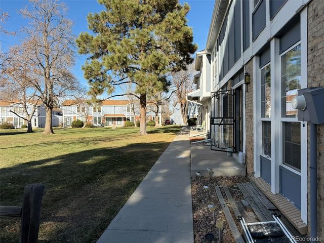 12061 E 3rd Avenue, Aurora, CO 80011