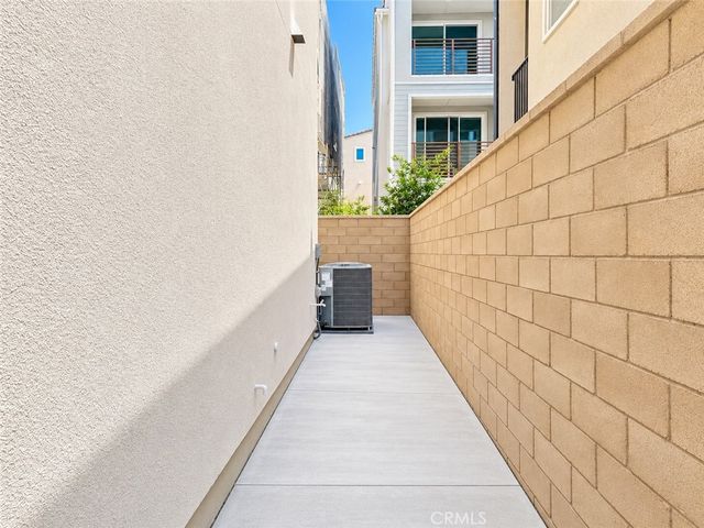 713 Sonia, Irvine, CA 92618
