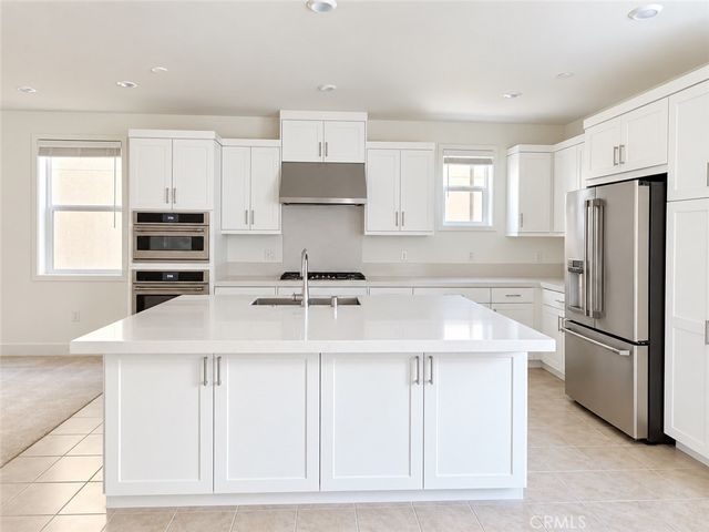 713 Sonia, Irvine, CA 92618