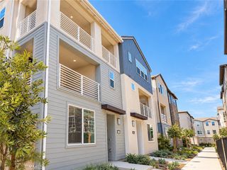 713 Sonia, Irvine, CA 92618
