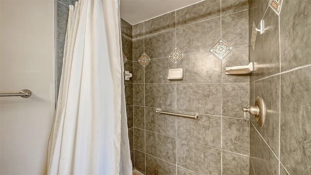 4380 EXETER DRIVE 101, Longboat Key, FL 34228