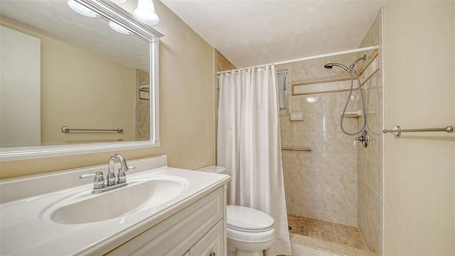 4380 EXETER DRIVE 101, Longboat Key, FL 34228
