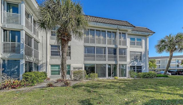 4380 EXETER DRIVE 101, Longboat Key, FL 34228