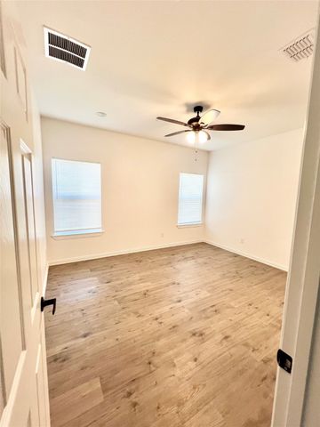4834 Owenwood Avenue, Dallas, TX 75223