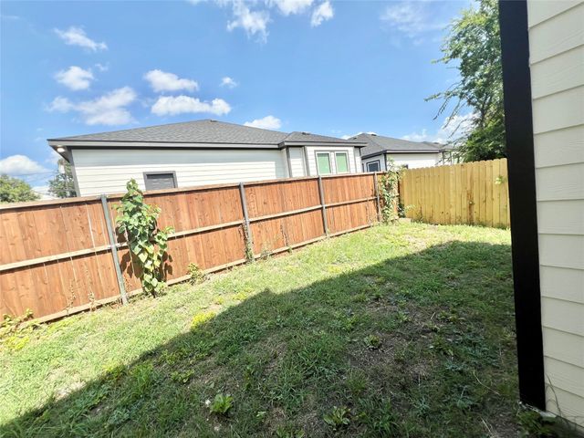 4834 Owenwood Avenue, Dallas, TX 75223