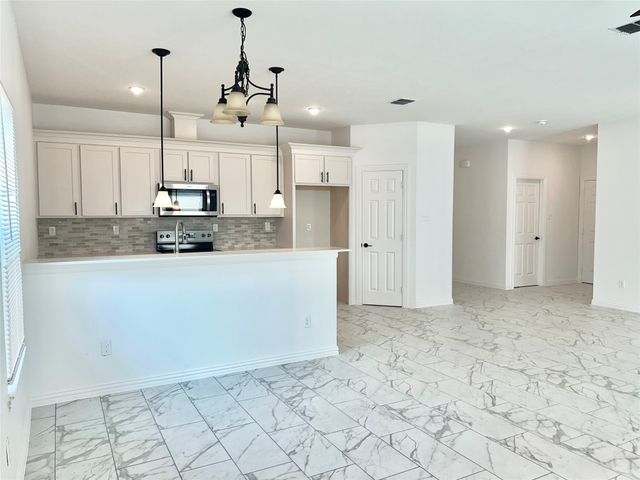 4834 Owenwood Avenue, Dallas, TX 75223