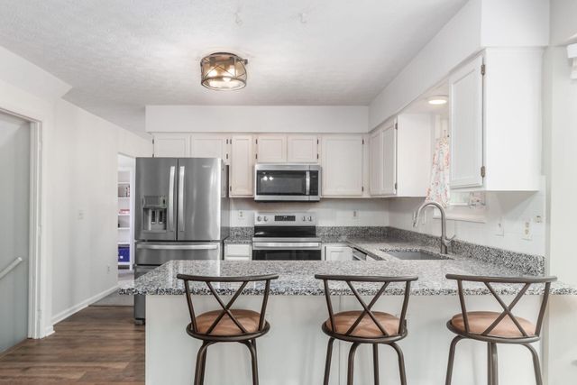 1661 Bendelow Drive, Columbus, OH 43228