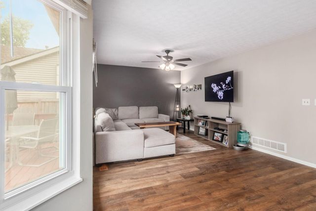 1661 Bendelow Drive, Columbus, OH 43228