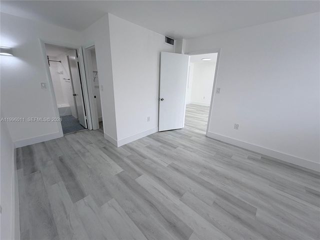 2980 Point East Drive D112, Aventura, FL 33160