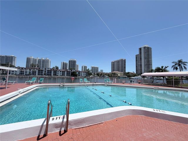 2980 Point East Drive D112, Aventura, FL 33160