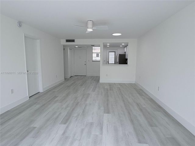 2980 Point East Drive D112, Aventura, FL 33160