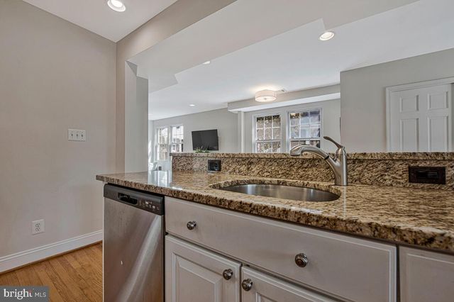 6111 CROMWELL DR, Bethesda, MD 20816