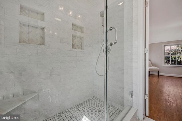 6111 CROMWELL DR, Bethesda, MD 20816