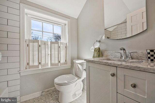 6111 CROMWELL DR, Bethesda, MD 20816