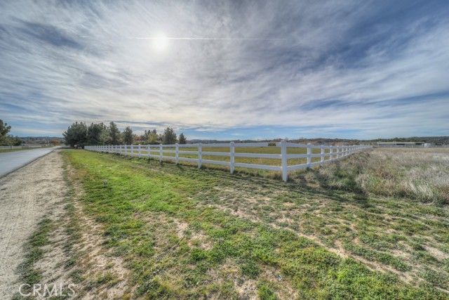 300 Flightline Way, Aguanga, CA 92536