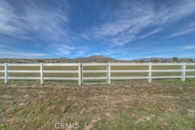 300 Flightline Way, Aguanga, CA 92536