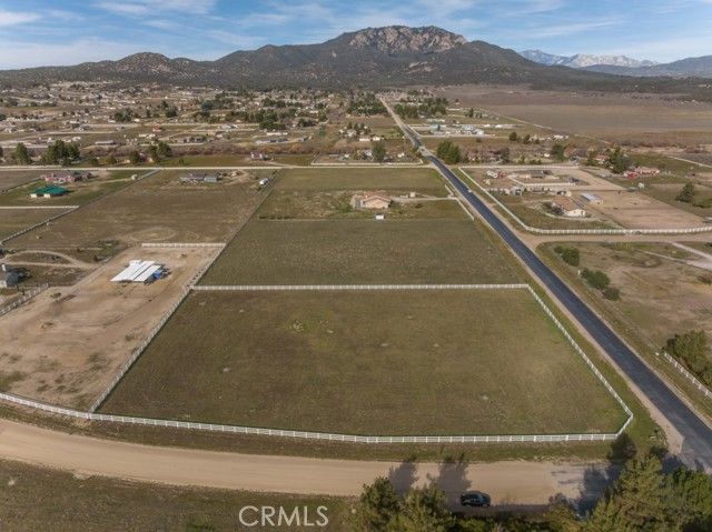 300 Flightline Way, Aguanga, CA 92536