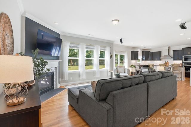 10420 Daufuskie Drive, Charlotte, NC 28278