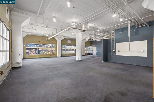 255 3Rd St, Oakland, CA 94607