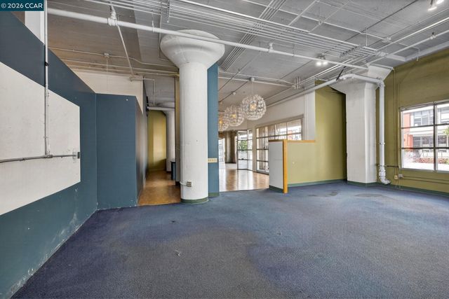 255 3Rd St, Oakland, CA 94607