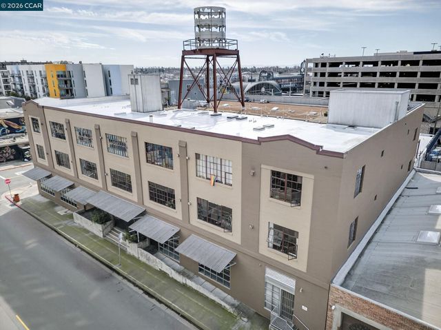 255 3Rd St, Oakland, CA 94607