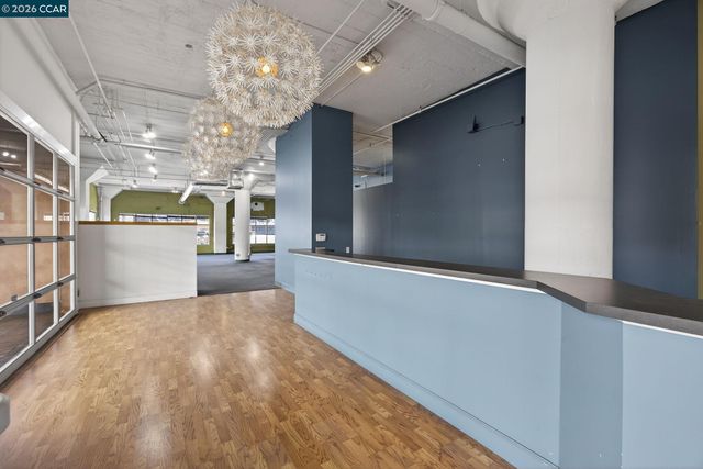 255 3Rd St, Oakland, CA 94607