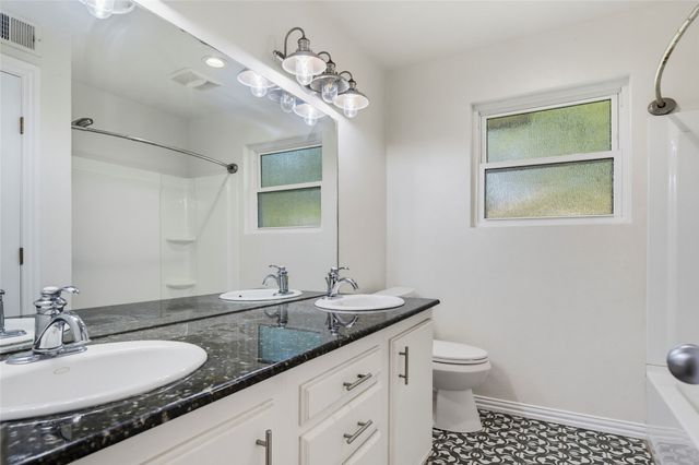 4205 Keeter Drive, North Richland Hills, TX 76180