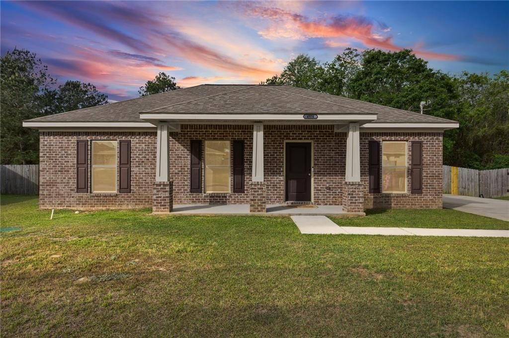 4976 Daniels Drive W, Mobile, AL 36695