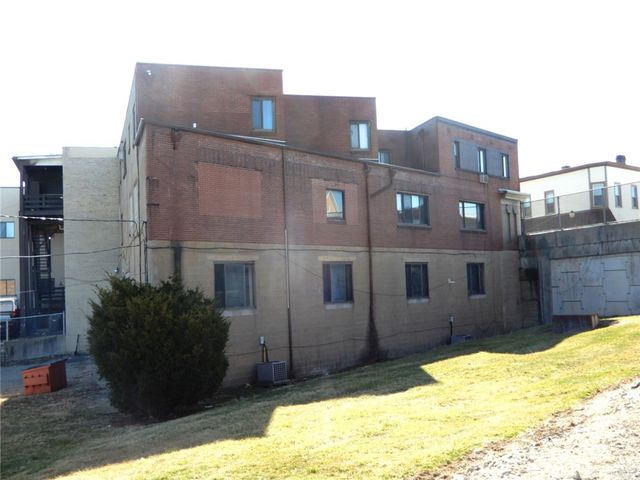 515-519 Washington Ave, Bridgeville, PA 15017