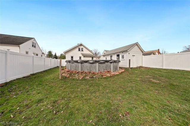 431 Myrtle Street, Ravenna, OH 44266